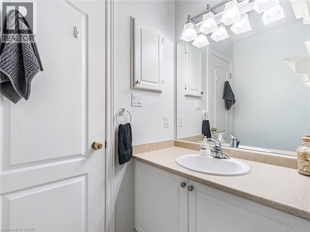 350 Lakebreeze Drive Unit# 8, Clarington, Ontario  L1B 1N2 - Photo 17 - 40873289
