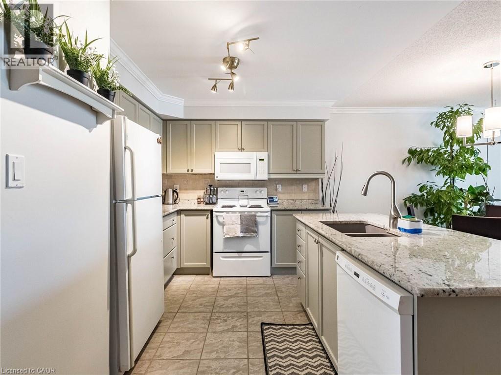 350 Lakebreeze Drive Unit# 8, Clarington, Ontario  L1B 1N2 - Photo 9 - 40873289