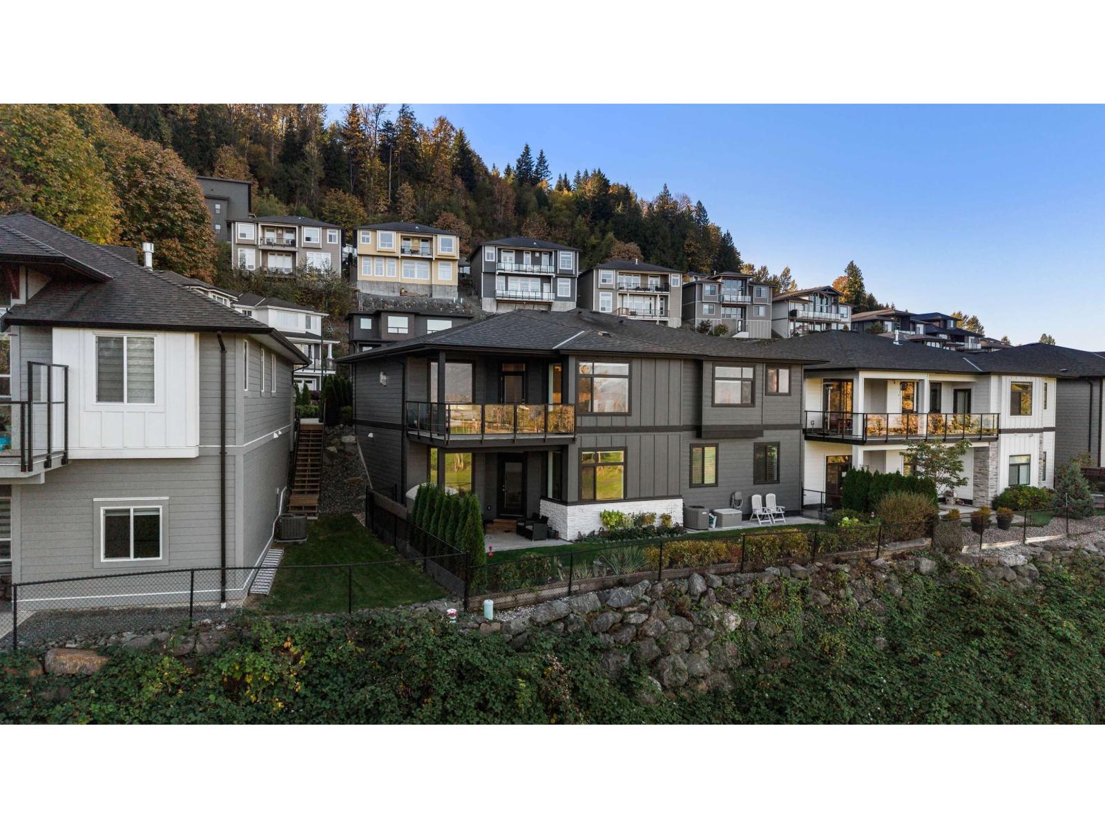 16 50778 LEDGESTONE PLACE|Eastern Hillsides