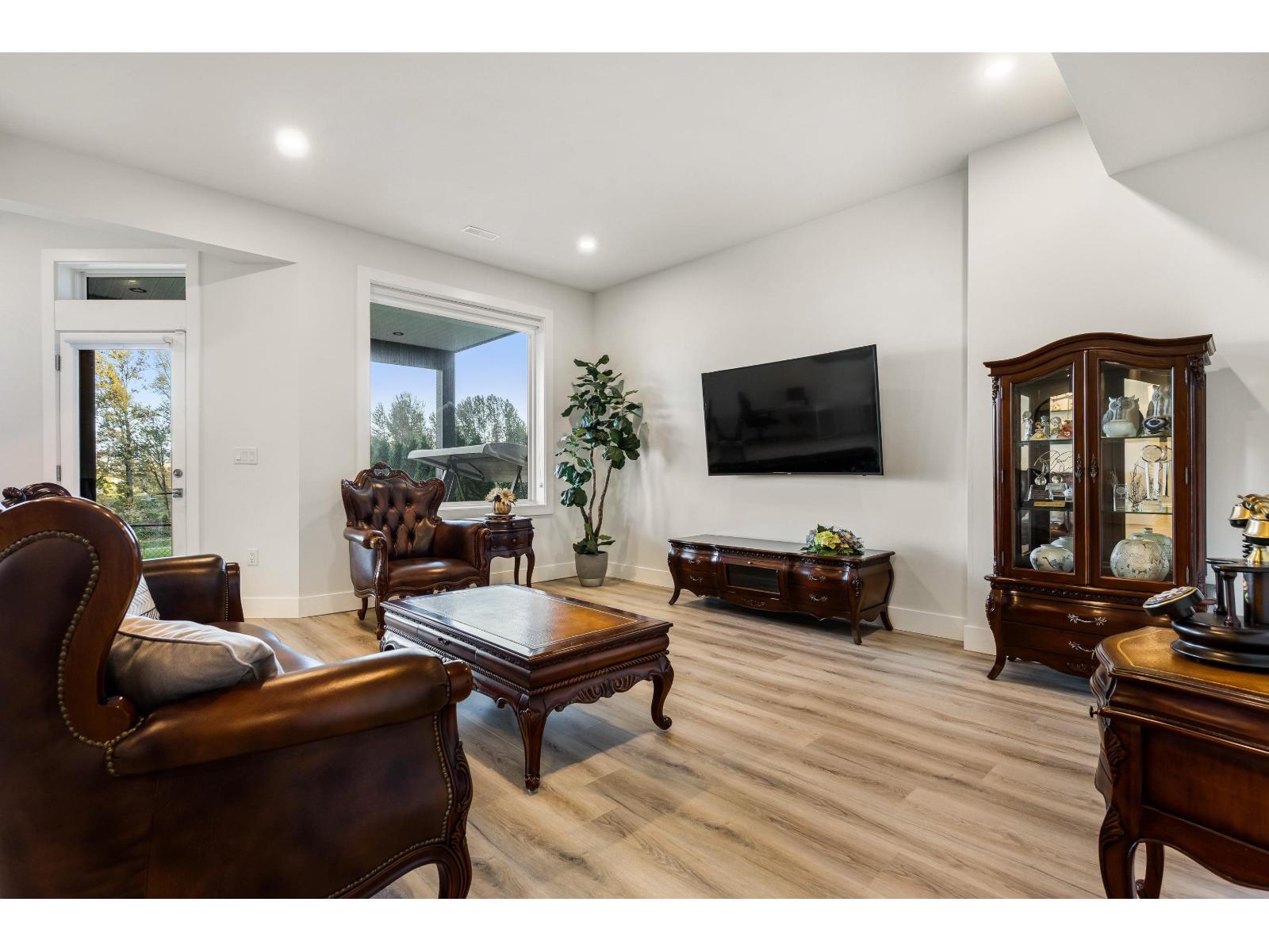 16 50778 LEDGESTONE PLACE|Eastern Hillsides