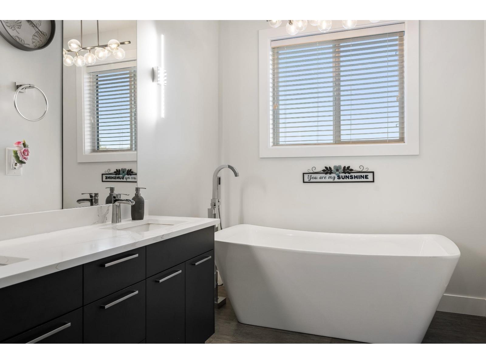 16 50778 LEDGESTONE PLACE|Eastern Hillsides