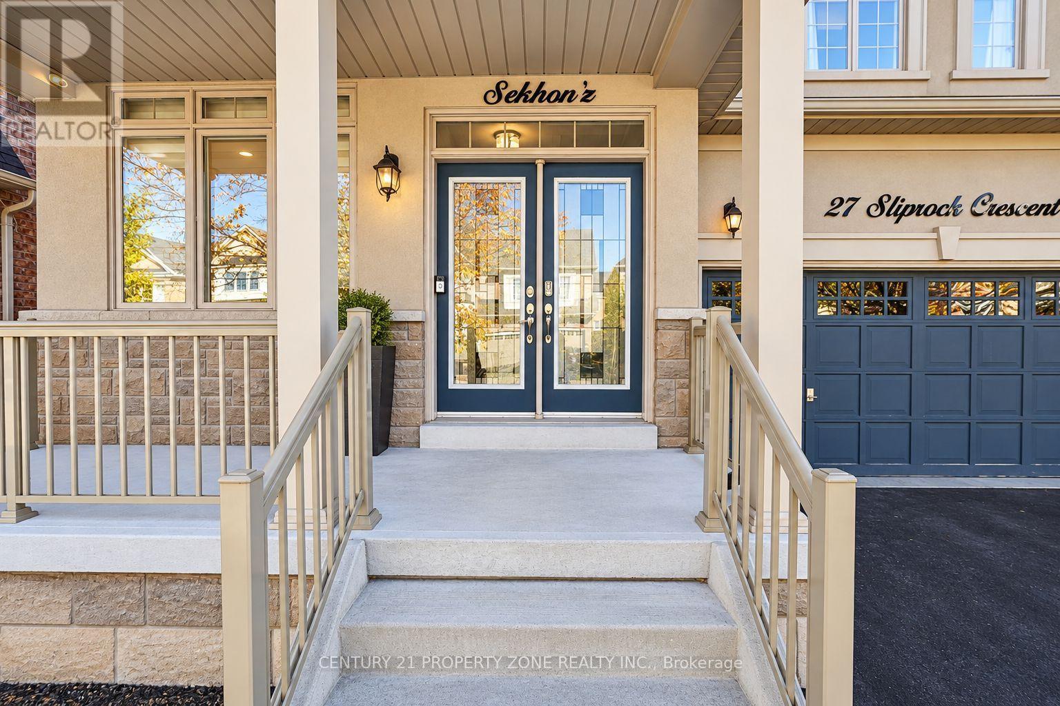 27 Sliprock Crescent, Brampton, Ontario  L6Y 0W8 - Photo 4 - W14108928