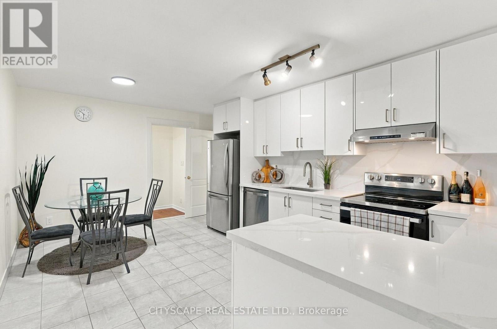 57 O'donnell Avenue, Toronto, Ontario  M8Z 3Y1 - Photo 15 - W14108958
