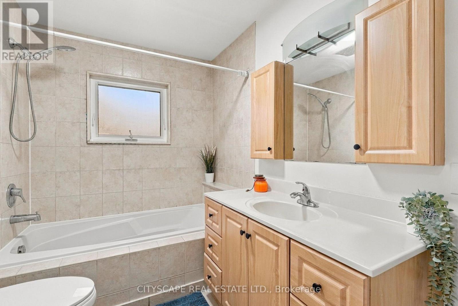 57 O'donnell Avenue, Toronto, Ontario  M8Z 3Y1 - Photo 26 - W14108958