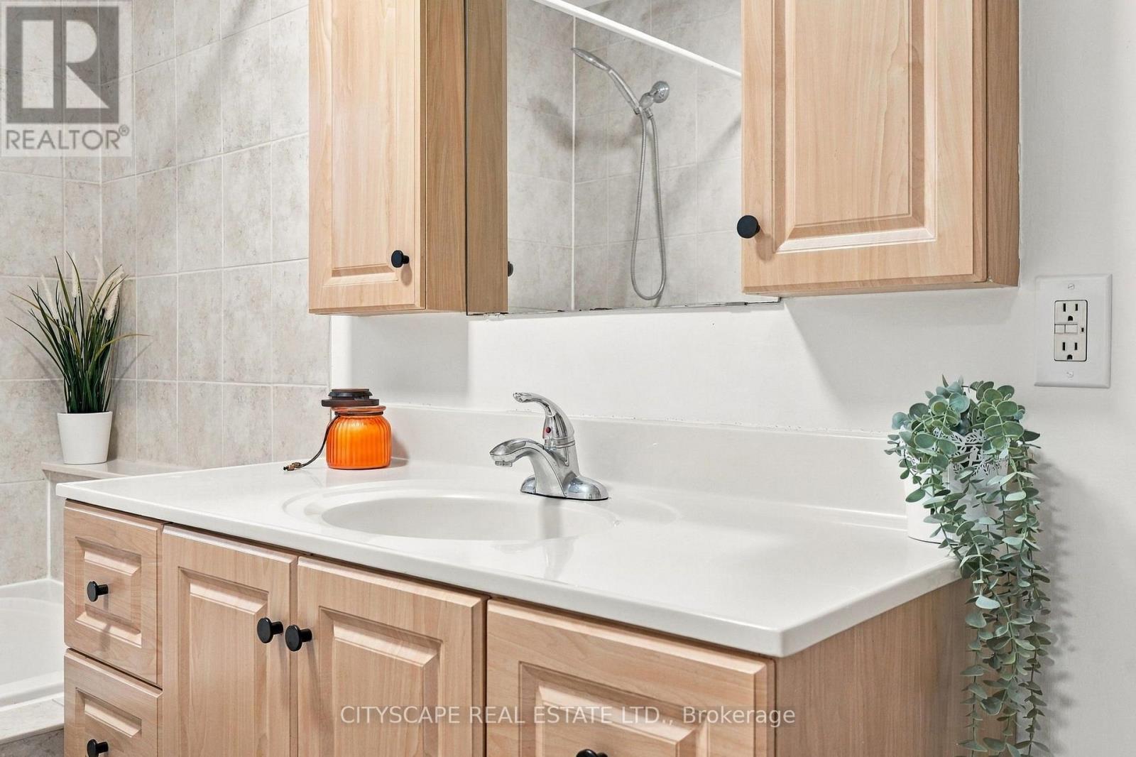 57 O'donnell Avenue, Toronto, Ontario  M8Z 3Y1 - Photo 27 - W14108958