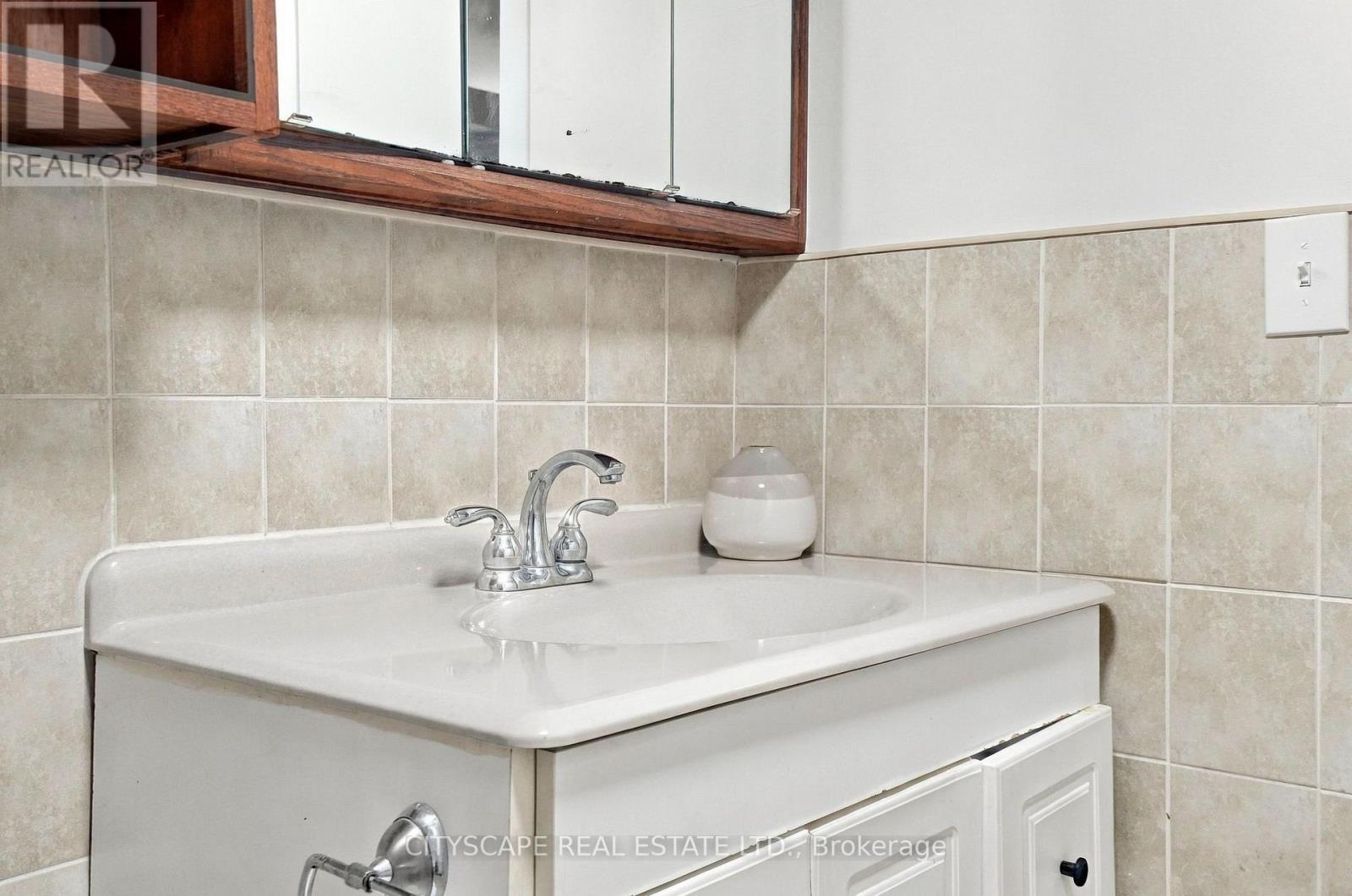 57 O'donnell Avenue, Toronto, Ontario  M8Z 3Y1 - Photo 45 - W14108958