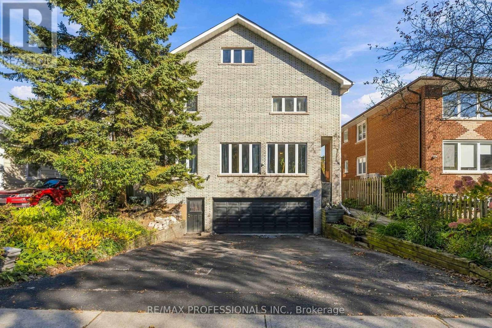 31 FORTIETH STREET, Toronto, Ontario