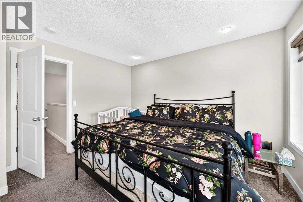 54 Savanna Villas Ne, Calgary, Alberta  T3J 2E4 - Photo 19 - A2352241