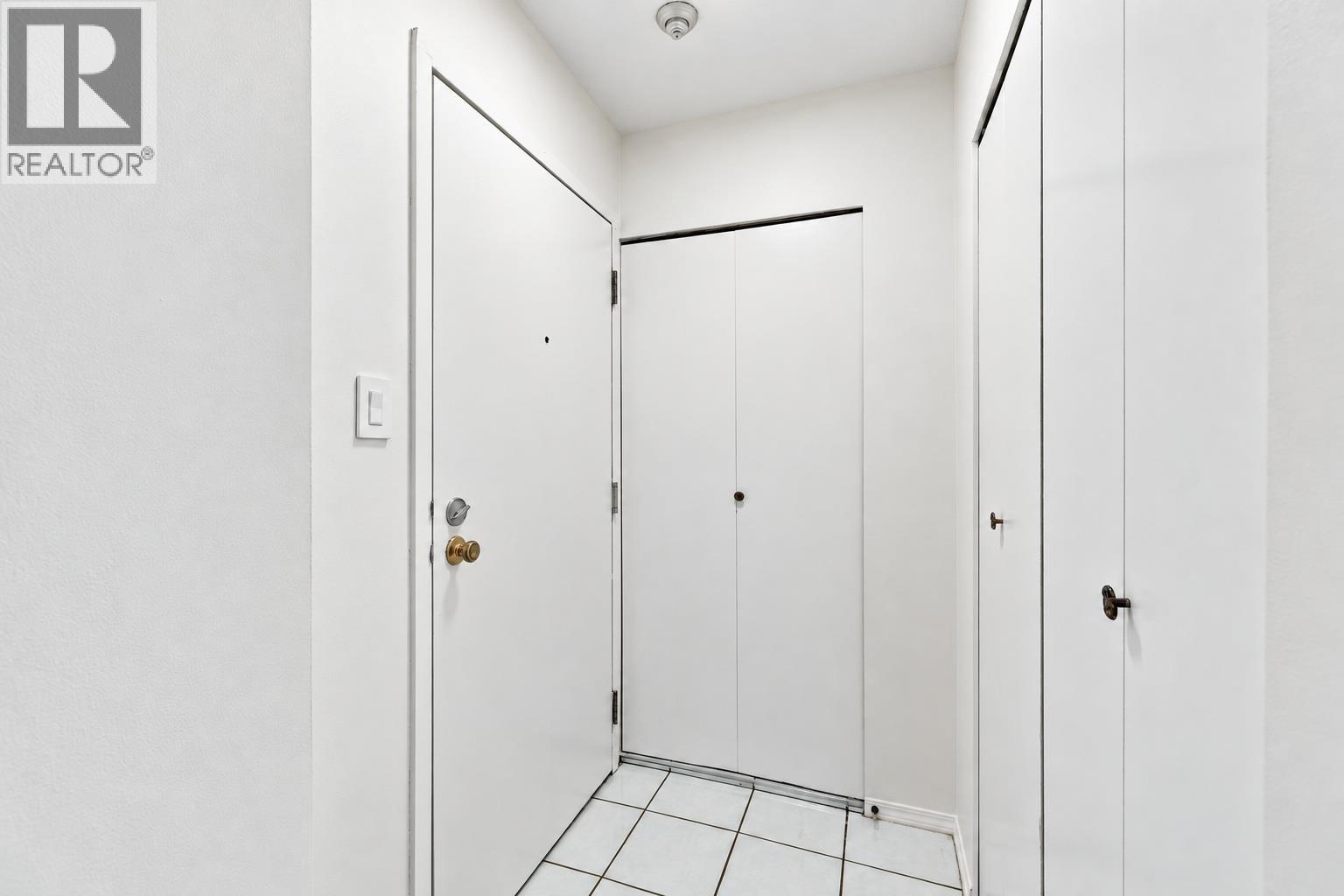 206 335 Cedar Street, New Westminster, British Columbia  V3L 3N9 - Photo 3 - R3177190