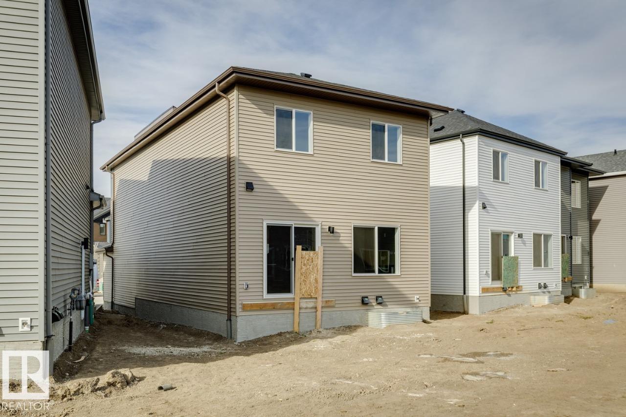 1839 188 ST NW