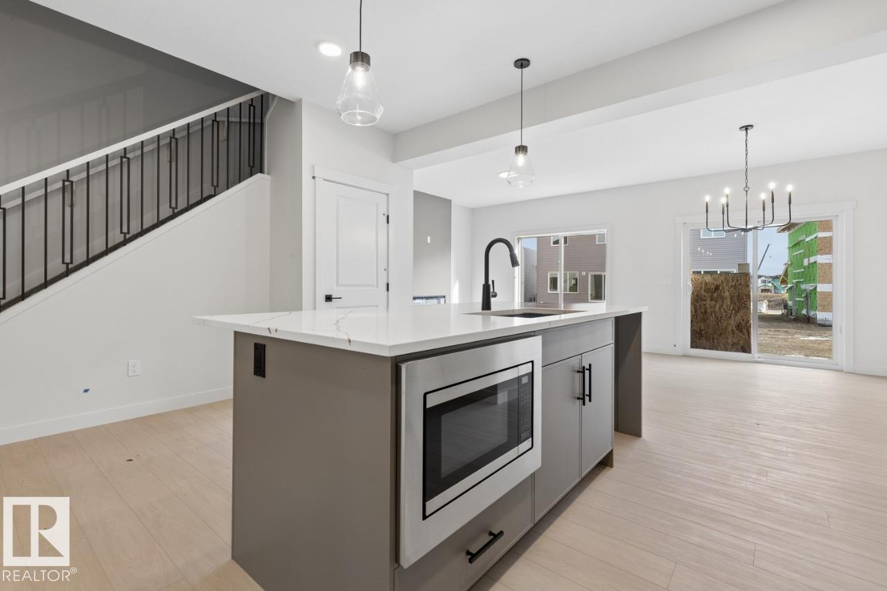 1839 188 ST NW