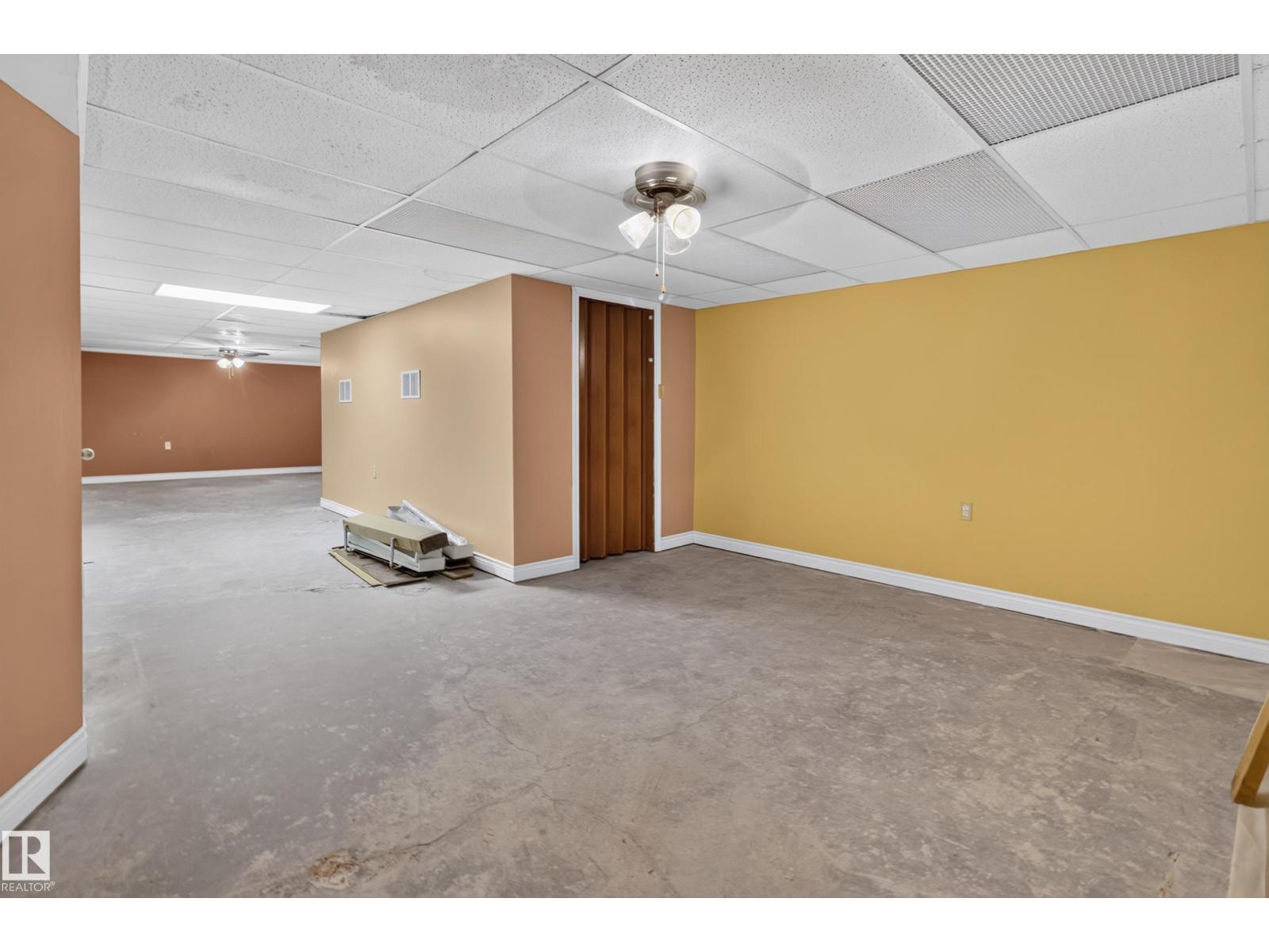 14522 37 ST NW
