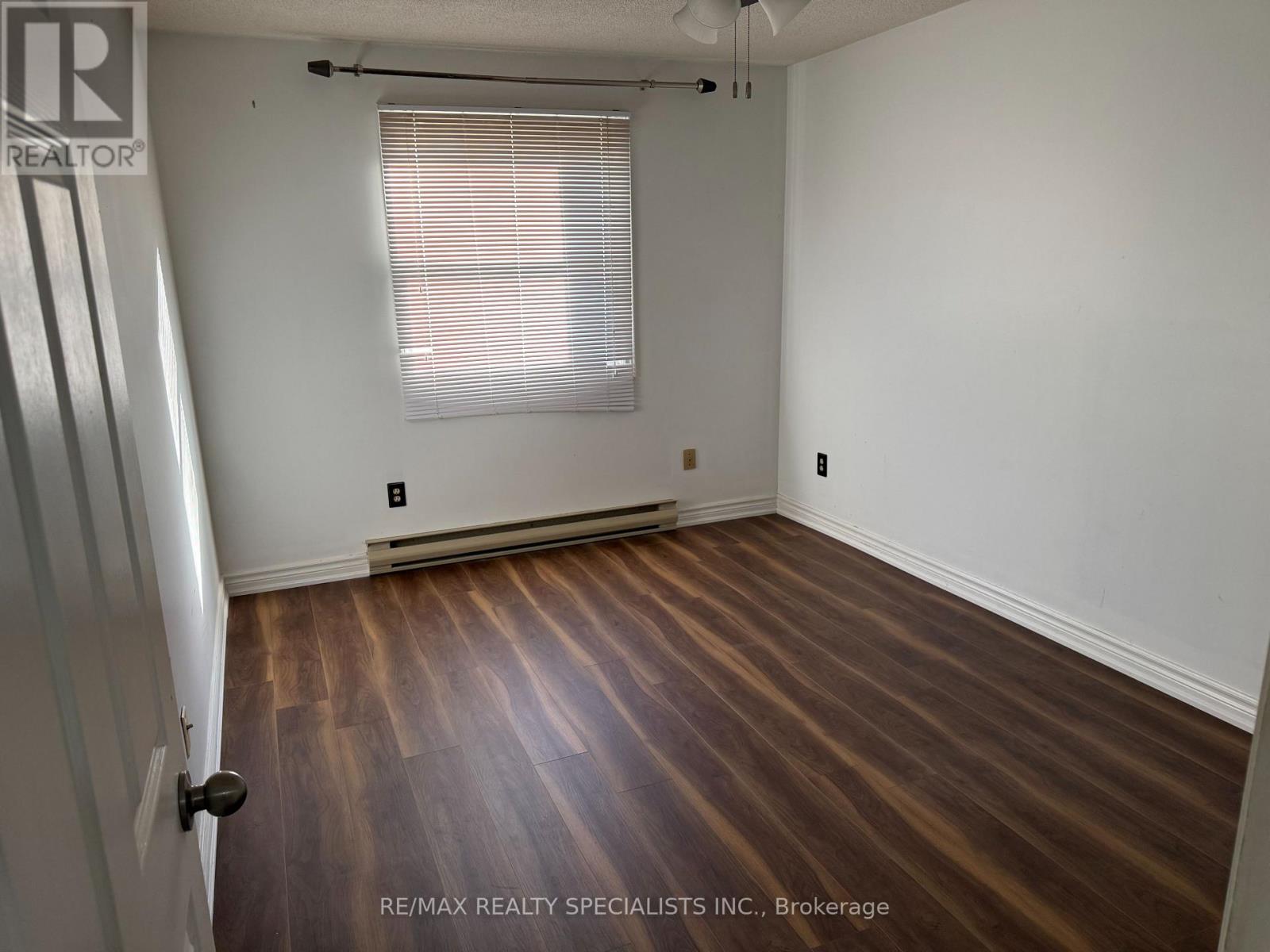 208 - 2 Walnut Street, St. Catharines, Ontario  L2T 1H3 - Photo 3 - X14108932