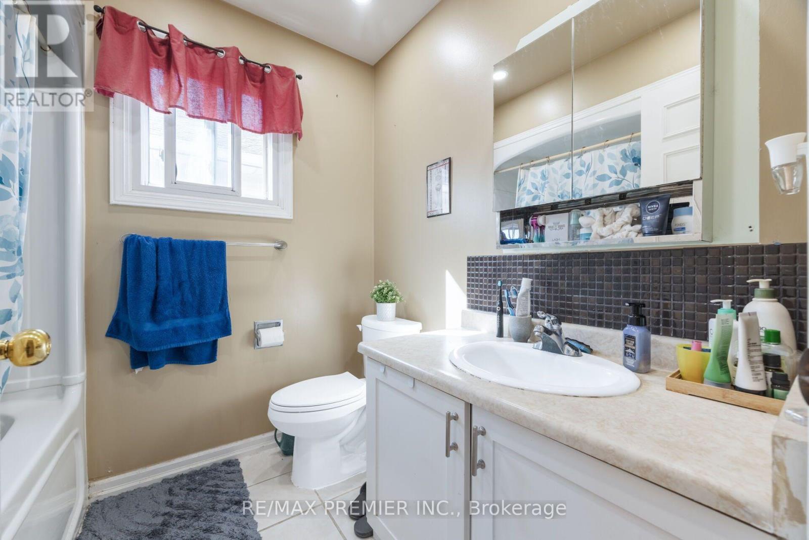 45 Rosebud Avenue, Brampton, Ontario  L6X 2W4 - Photo 34 - W14103450