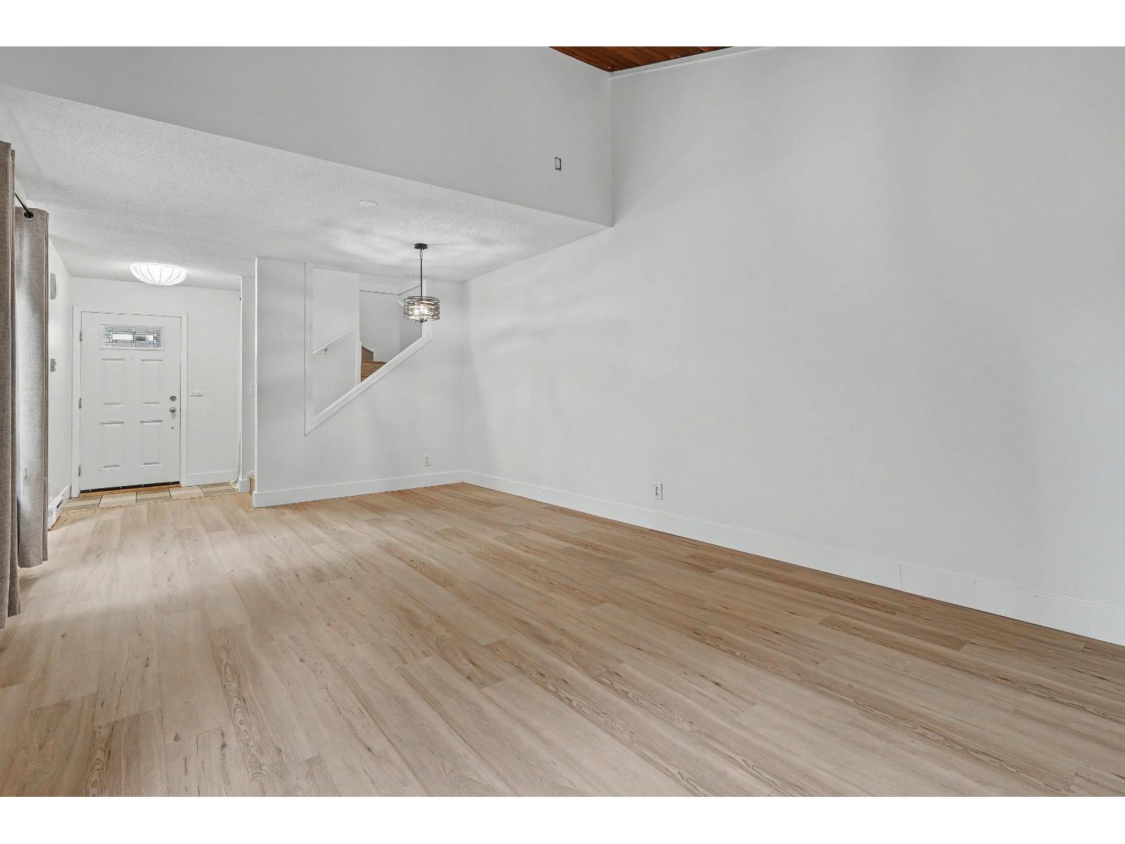 6279 W Greenside Drive, Surrey, British Columbia  V3S 5M8 - Photo 6 - R3177934