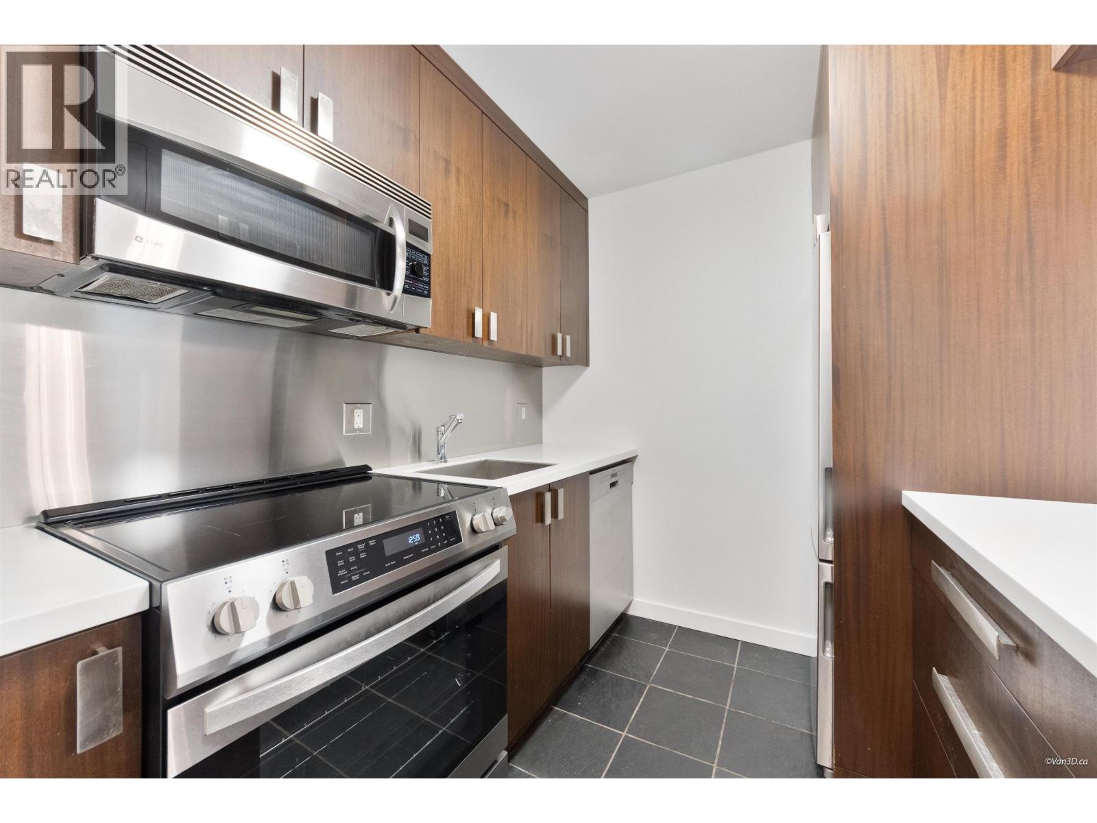 207 550 E 7th Avenue, Vancouver, British Columbia  V5T 1N7 - Photo 3 - R3177895