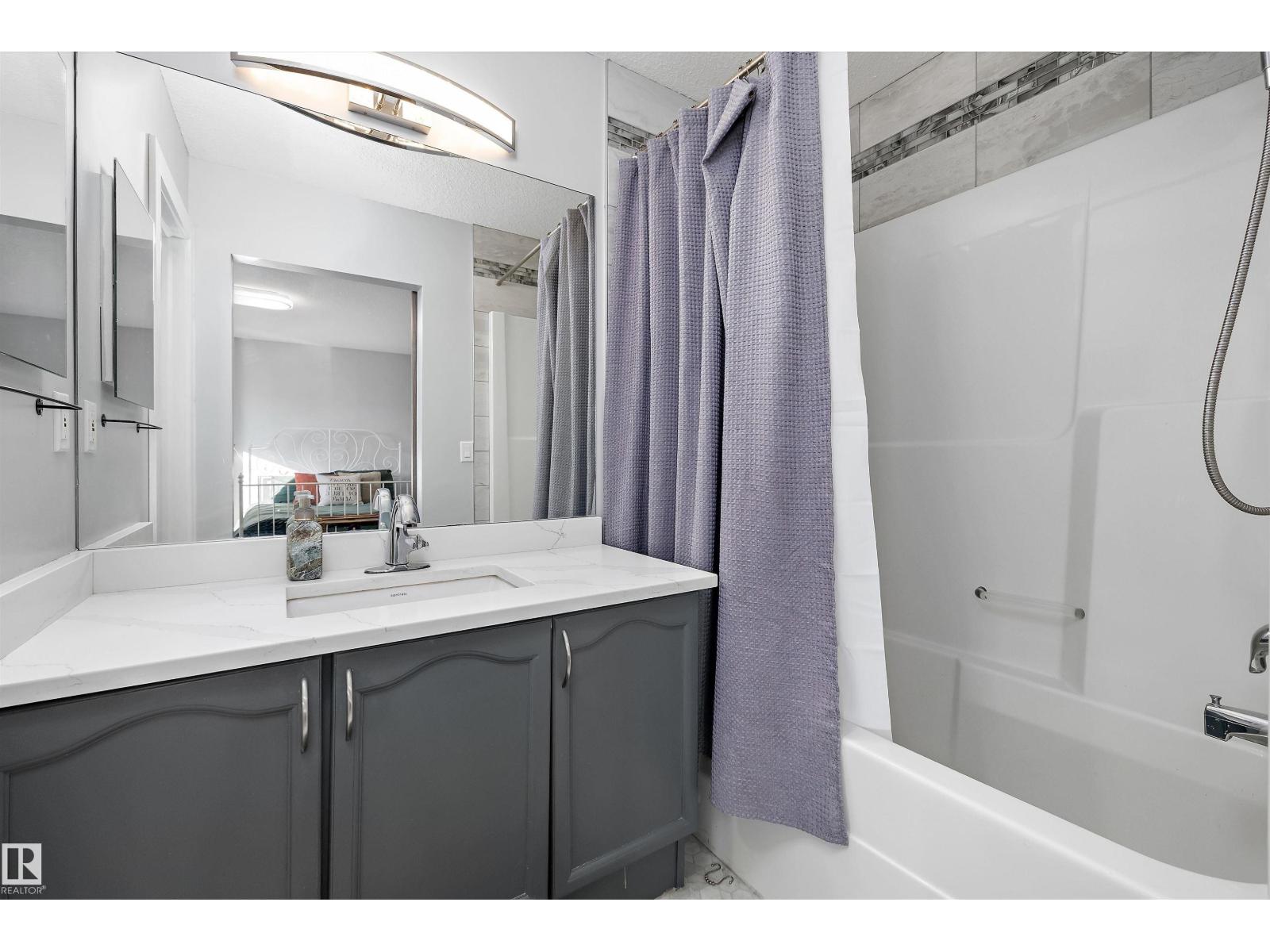 13984 137 ST NW