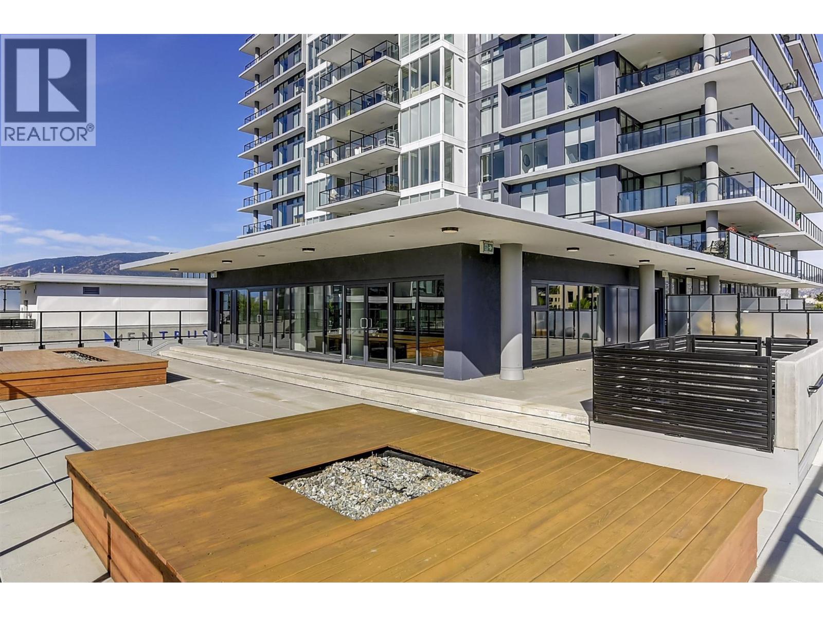485 Groves Avenue Unit# 401