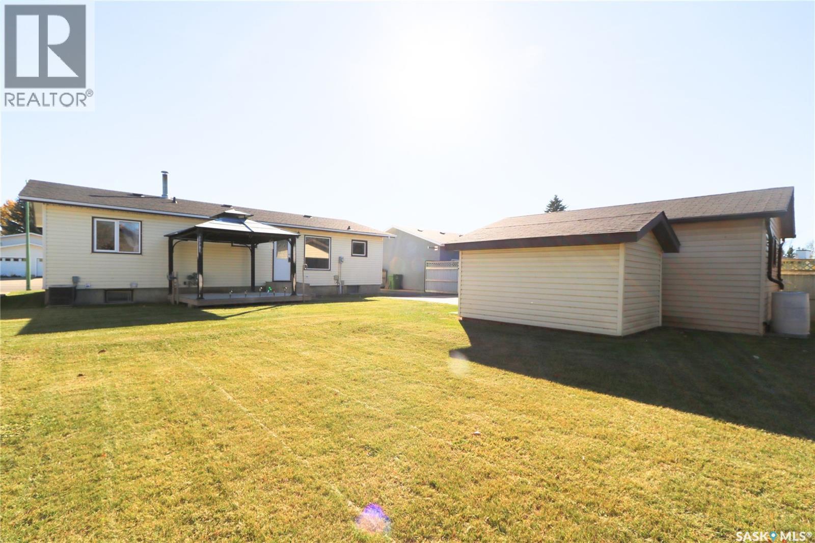 Yorkton 180 Mcburney Drive, Yorkton, Saskatchewan  S3N 3M4 - Photo 3 - SK051764