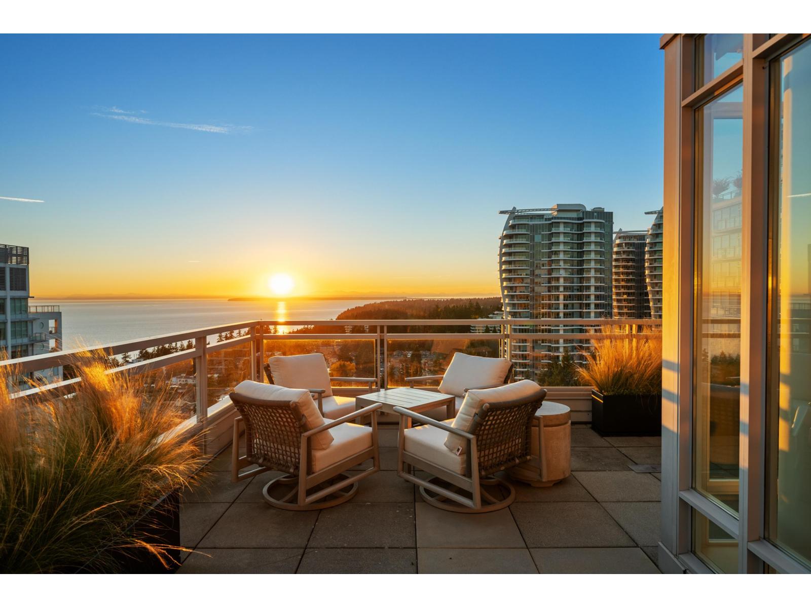 1602 1473 Johnston Road, White Rock, British Columbia  V4B 0A2 - Photo 4 - R3177529
