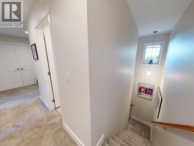 7-4251 WESTVIEW AVE