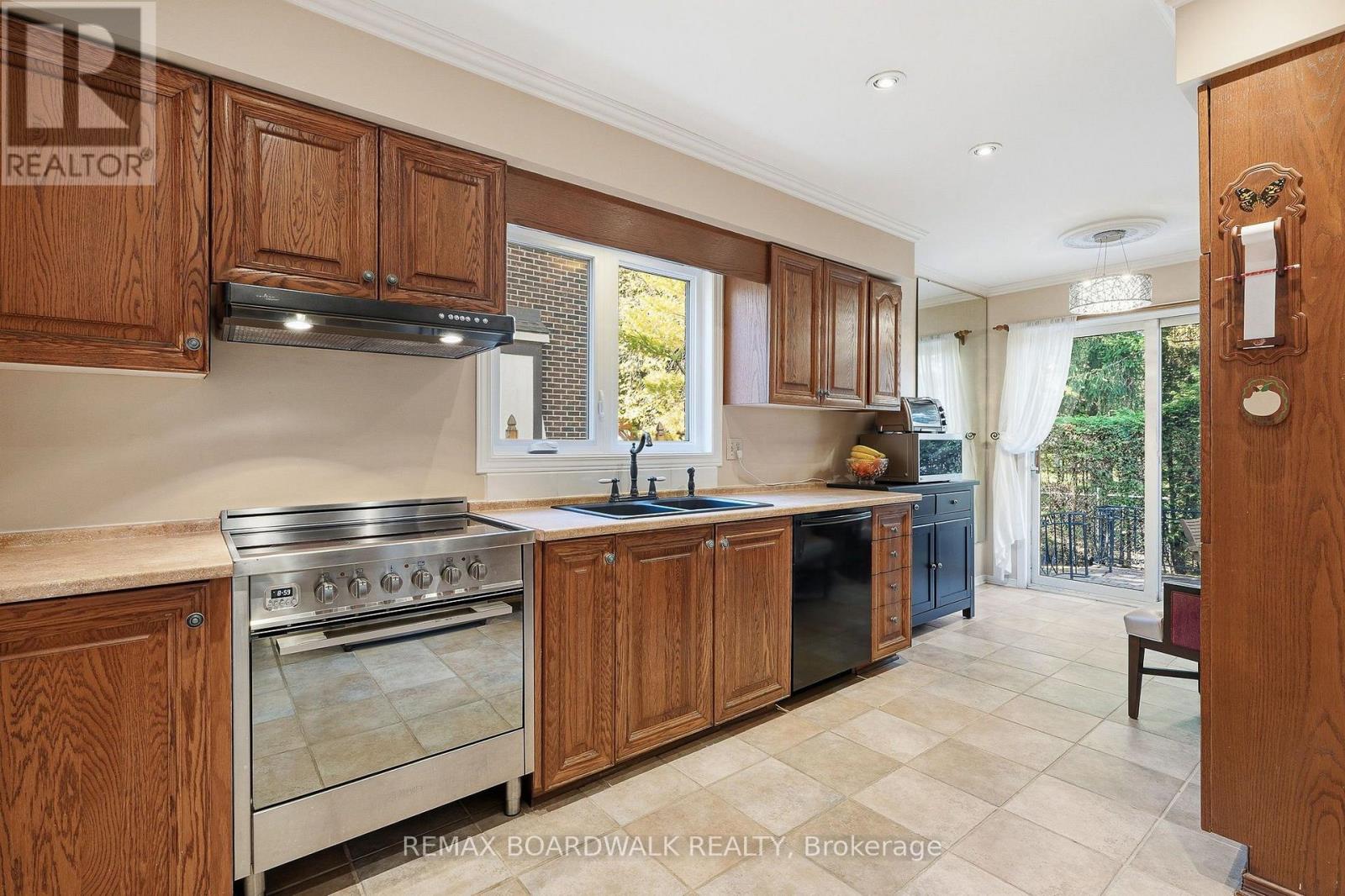 19 Cullen Court, Ottawa, Ontario  K2G 4Z2 - Photo 14 - X14109050