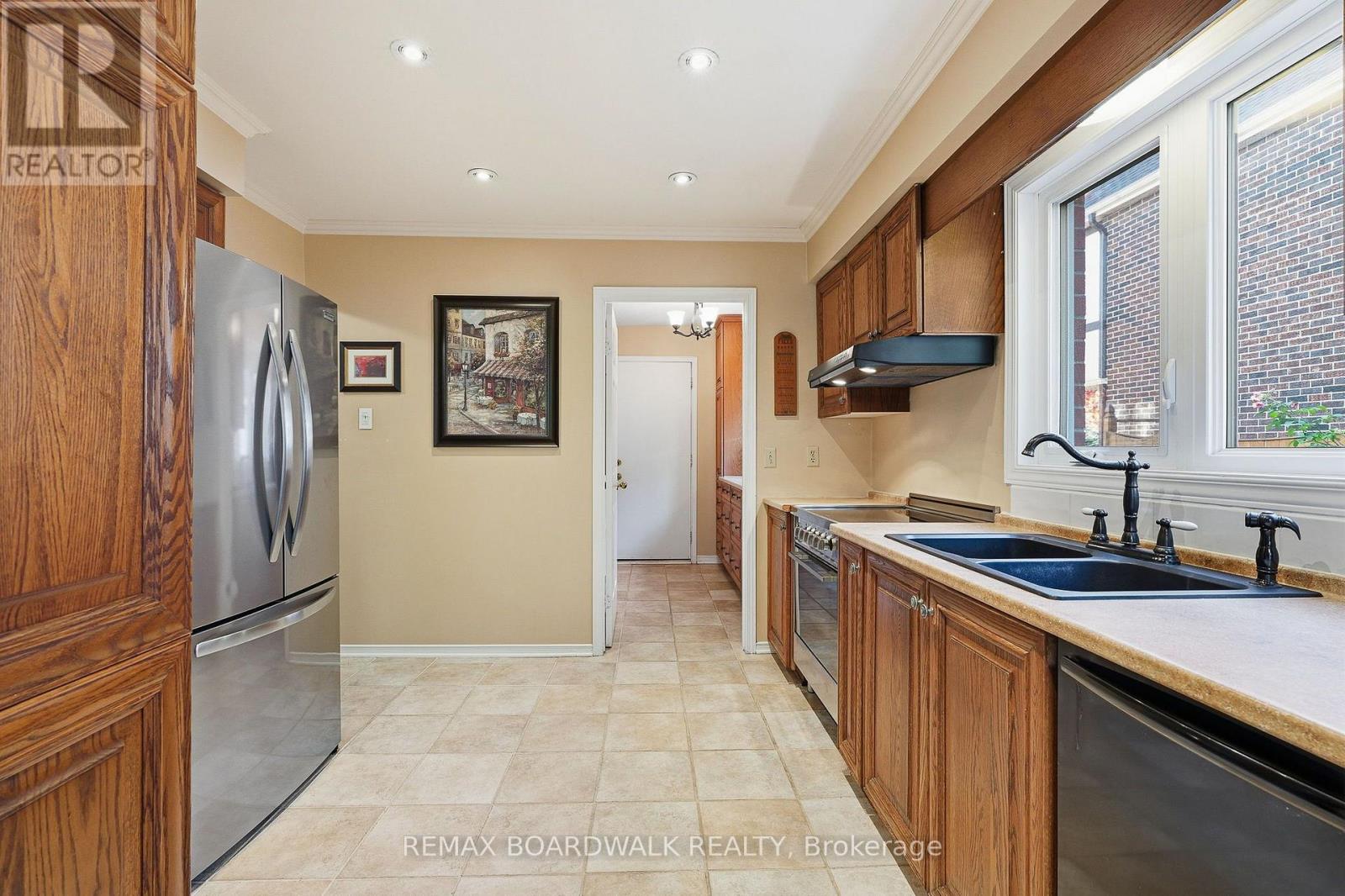 19 Cullen Court, Ottawa, Ontario  K2G 4Z2 - Photo 15 - X14109050