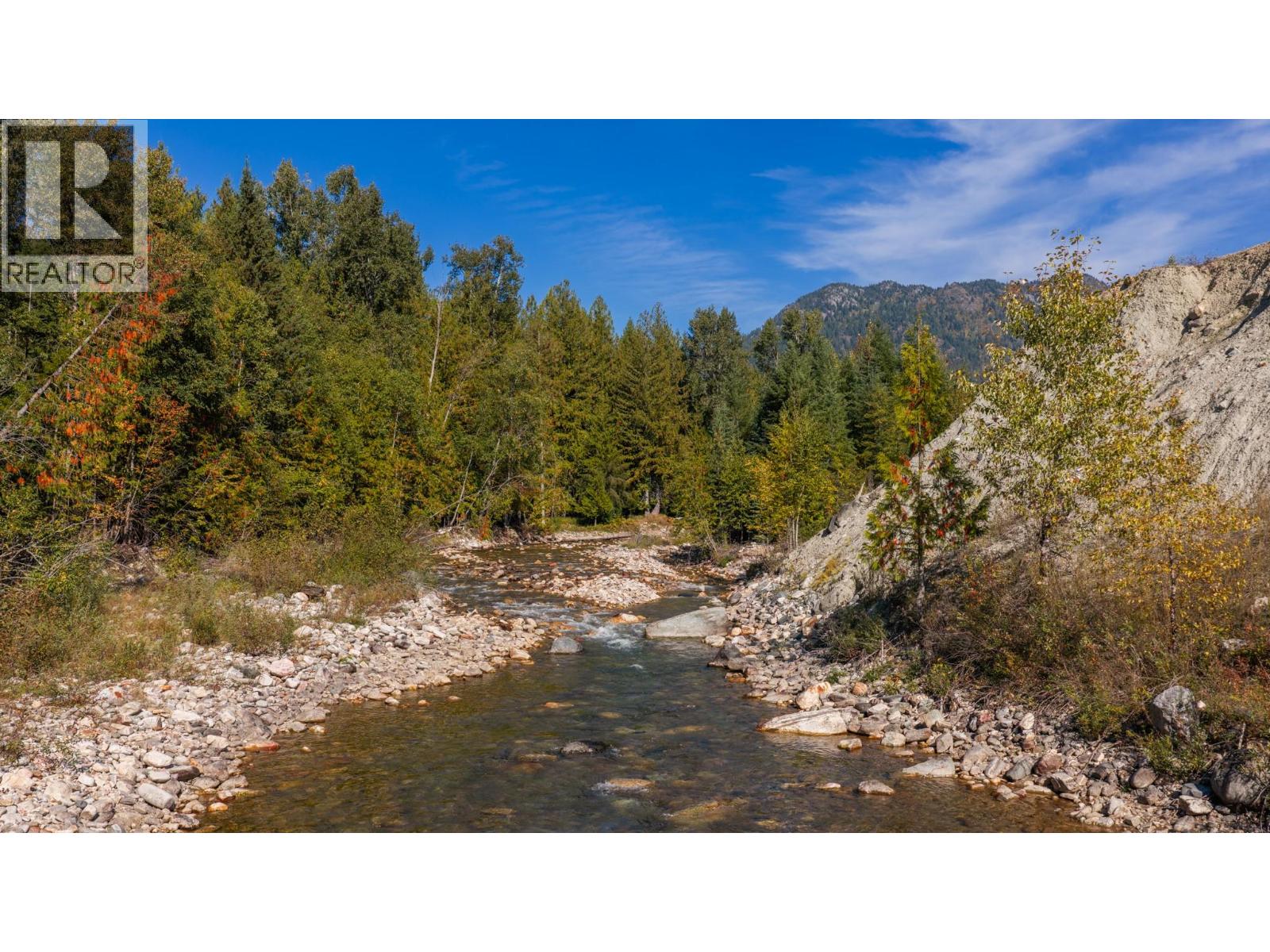 16078 Highway 3a, Crawford Bay, British Columbia  V0B 1E0 - Photo 2 - 10401706