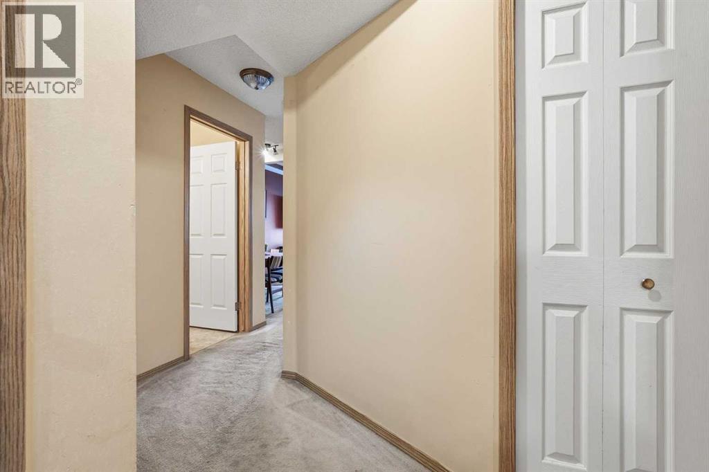 58 Country Hills Villas Nw, Calgary, Alberta  T3K 4S8 - Photo 5 - A2348551