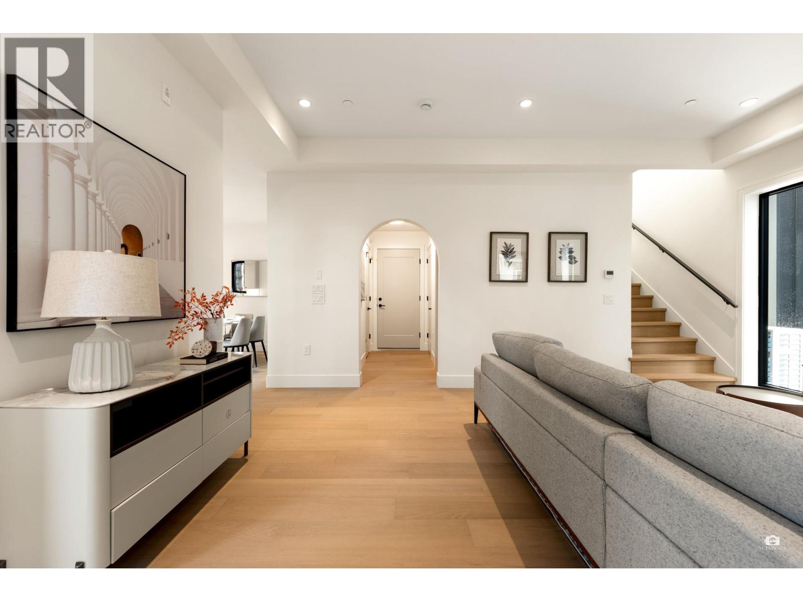 5 1311 W 57th Avenue, Vancouver, British Columbia  V6P 1S7 - Photo 4 - R3175956
