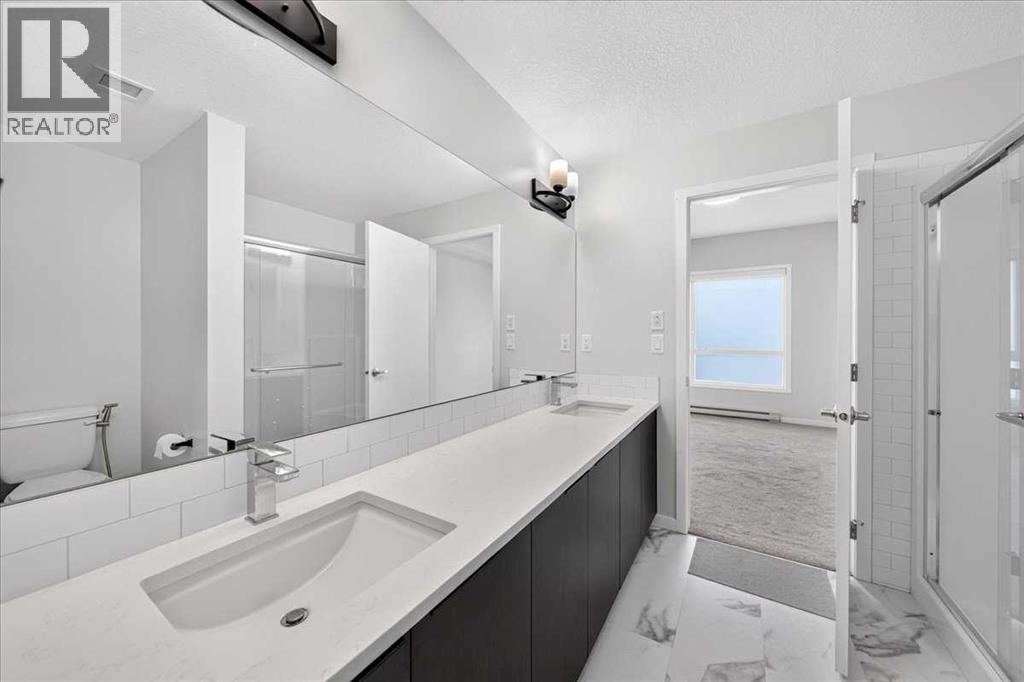 1202, 220 Seton Grove SE