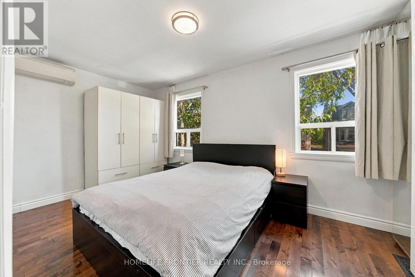Upper - 122 Manning Avenue, Toronto, Ontario  M6J 2K5 - Photo 22 - C14109000