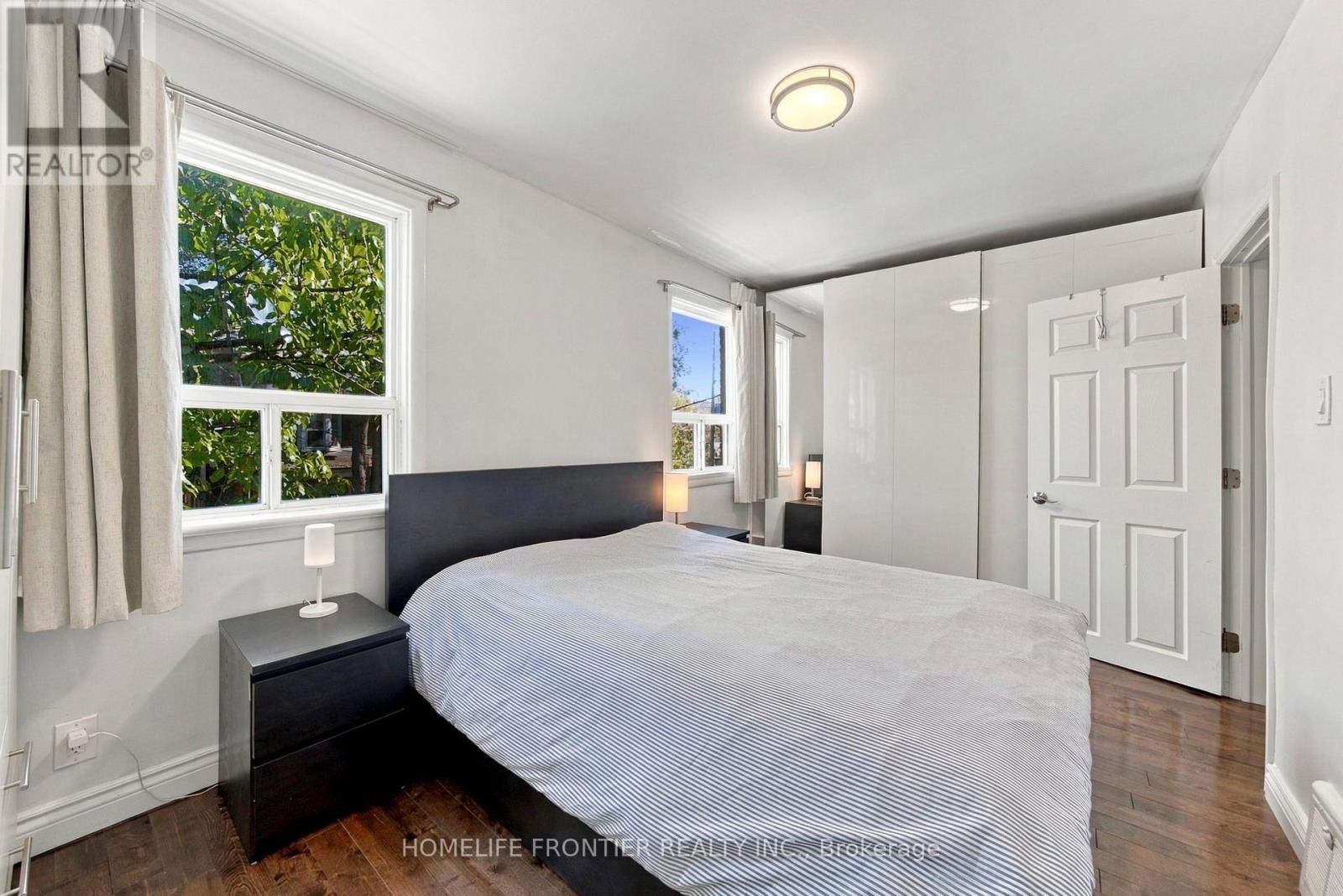 Upper - 122 Manning Avenue, Toronto, Ontario  M6J 2K5 - Photo 24 - C14109000