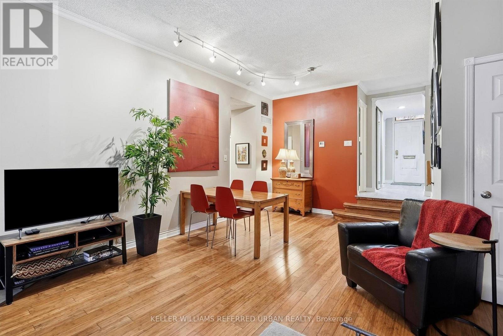 58 St Nicholas Street, Toronto, Ontario  M4Y 1W7 - Photo 10 - C14109036