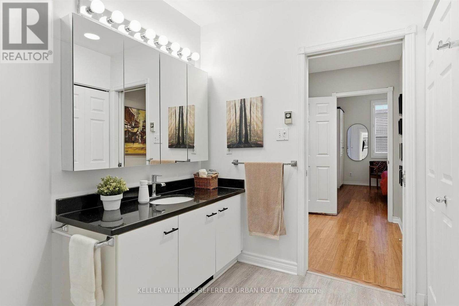 58 St Nicholas Street, Toronto, Ontario  M4Y 1W7 - Photo 7 - C14109036