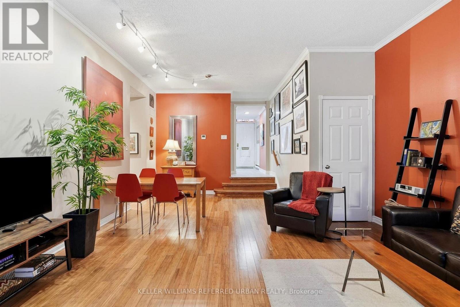 58 St Nicholas Street, Toronto, Ontario  M4Y 1W7 - Photo 8 - C14109036
