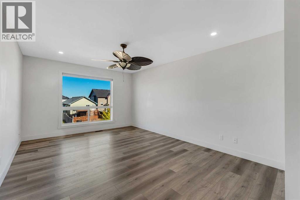 282 Saddlefield Place NE