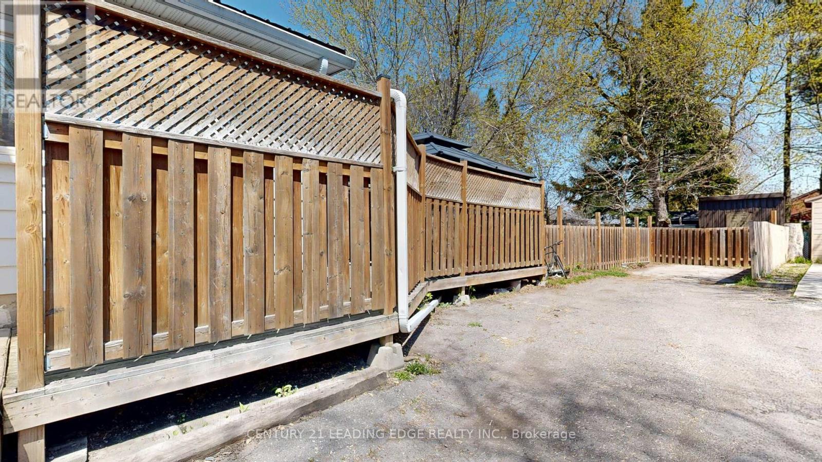 751 Gifford Street, Oshawa, Ontario  L1H 4W1 - Photo 45 - E14109018