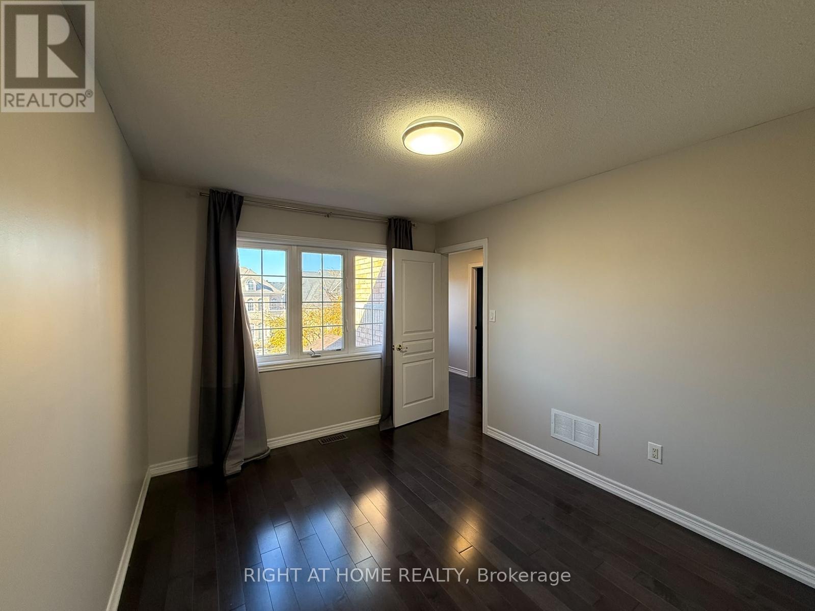 247 Rizal Avenue, Markham (Box Grove), Ontario  L6B 0M8 - Photo 13 - N14108996