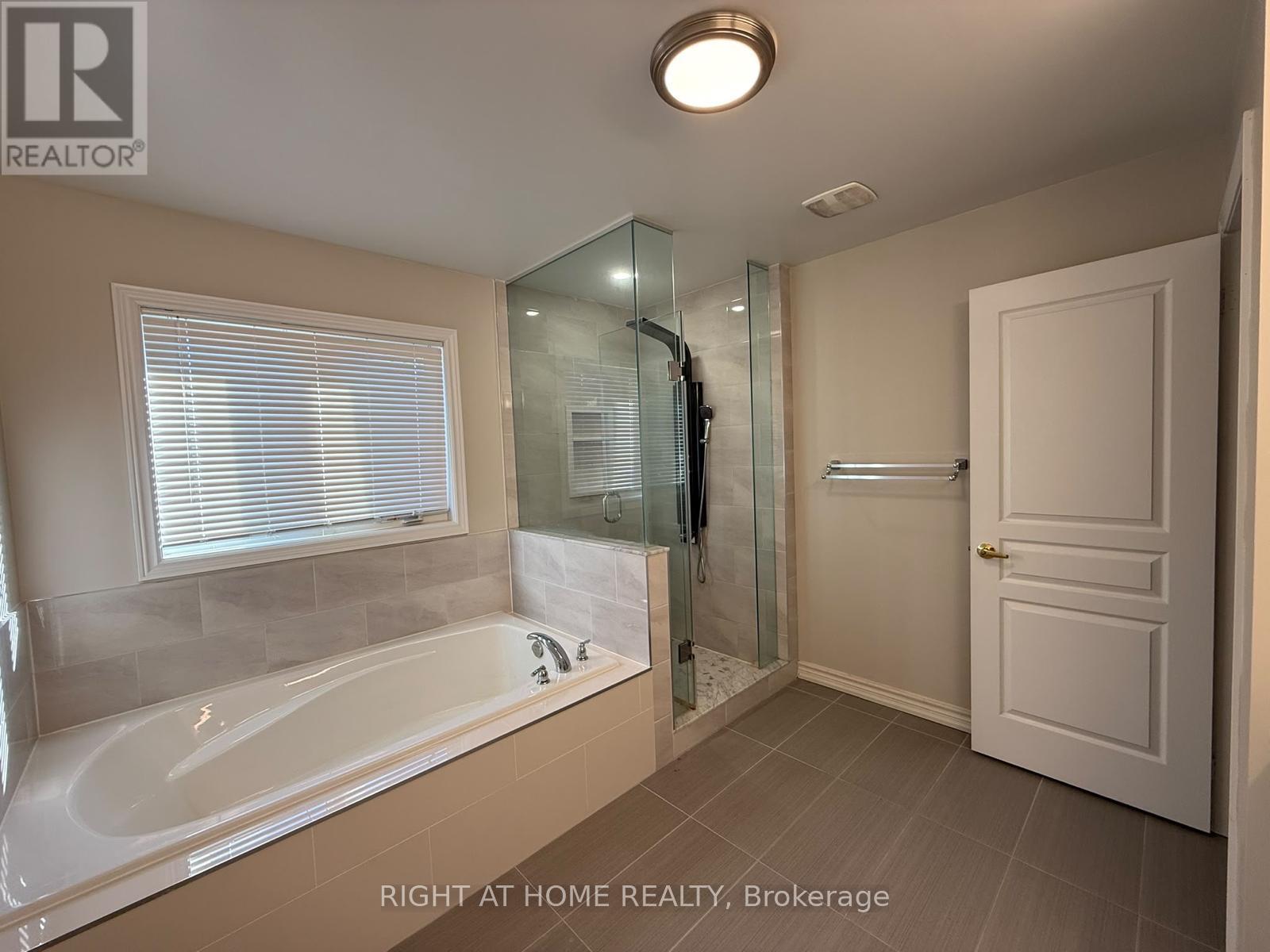 247 Rizal Avenue, Markham (Box Grove), Ontario  L6B 0M8 - Photo 17 - N14108996