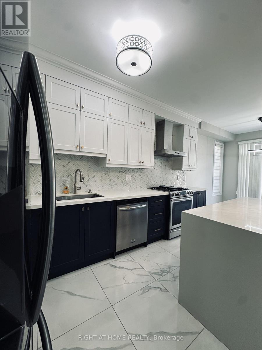 247 Rizal Avenue, Markham (Box Grove), Ontario  L6B 0M8 - Photo 6 - N14108996