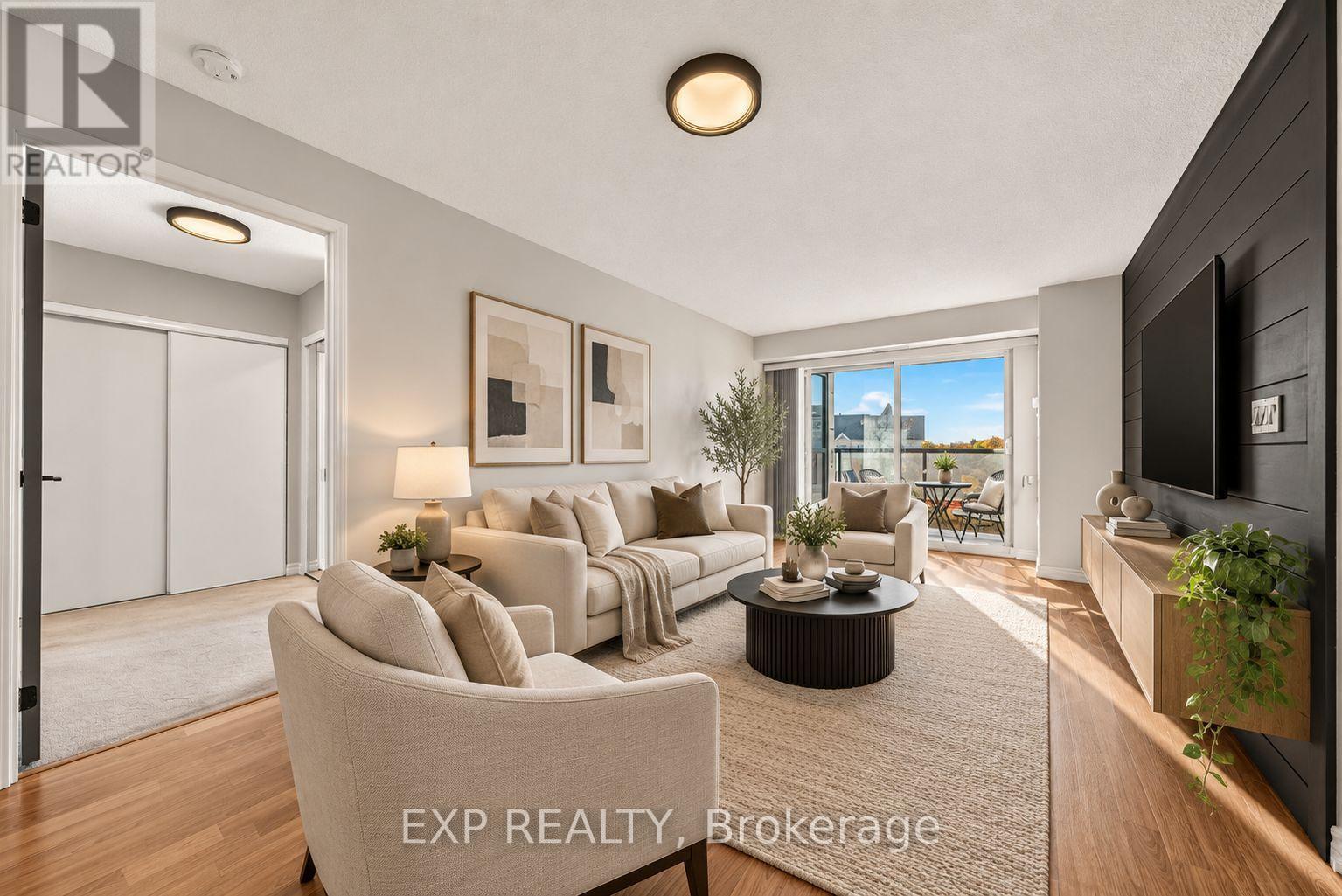 427 - 18 Harding Boulevard W, Richmond Hill (Harding), Ontario  L4C 0T3 - Photo 4 - N14109032