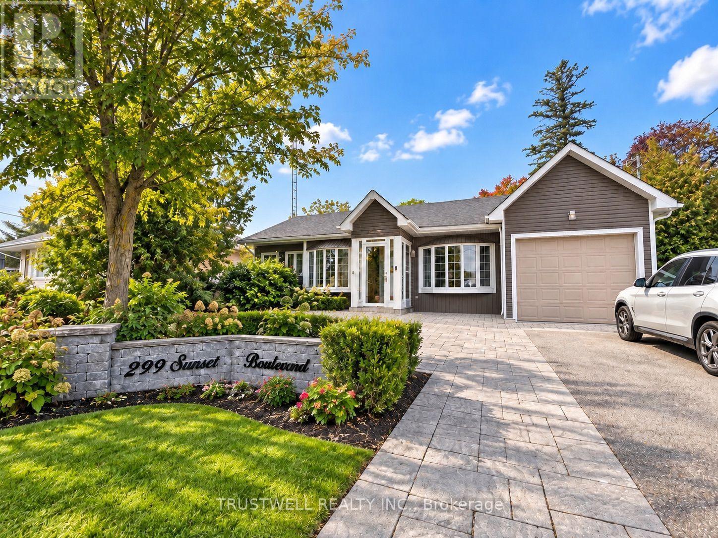 299 SUNSET BOULEVARD, Whitchurch-Stouffville, Ontario