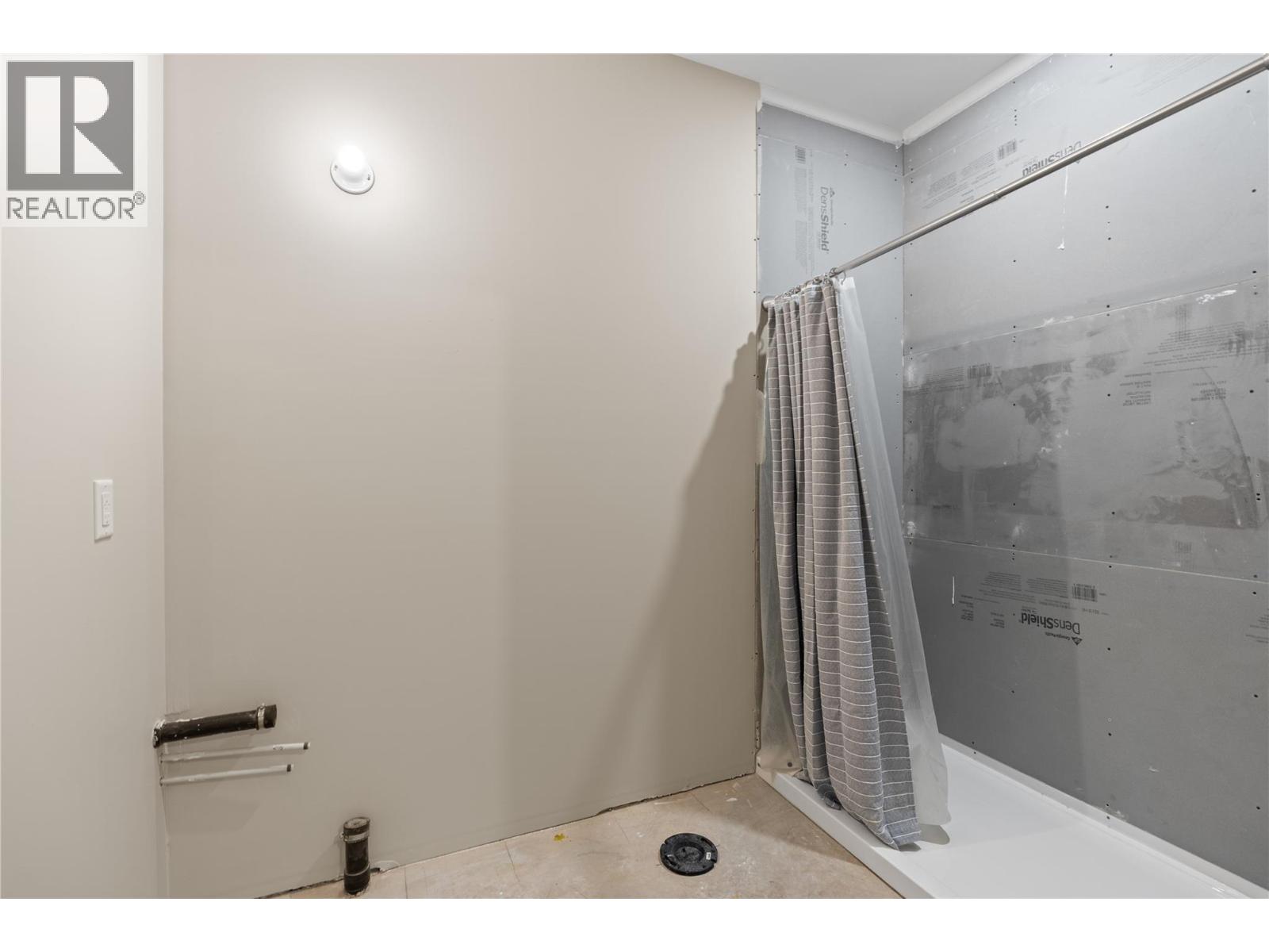 9196 Tronson Road Unit# 33, Vernon, British Columbia  V1H 1E8 - Photo 45 - 10404074