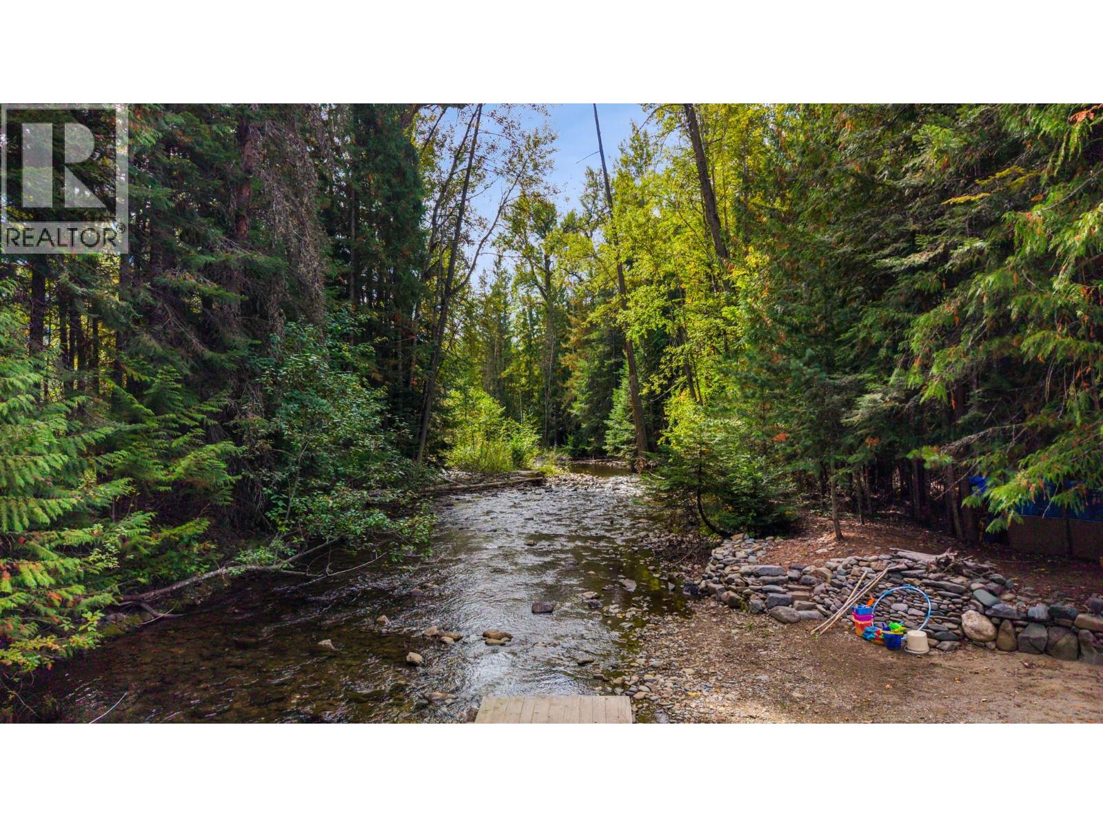 4529 Highway 3, Arrow Creek, British Columbia  V0B 1G9 - Photo 9 - 10402104