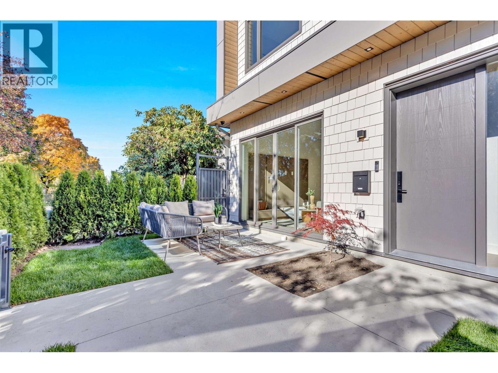 1 2879 E 43 Avenue, Vancouver, British Columbia  V5R 2Z1 - Photo 3 - R3176238