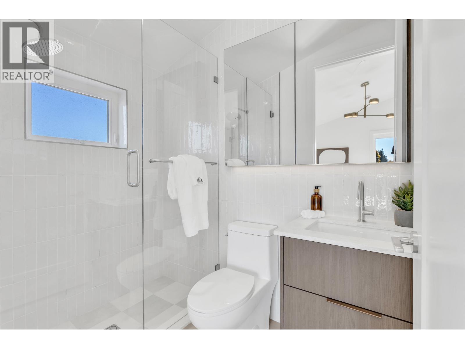 1 2879 E 43 Avenue, Vancouver, British Columbia  V5R 2Z1 - Photo 13 - R3176238