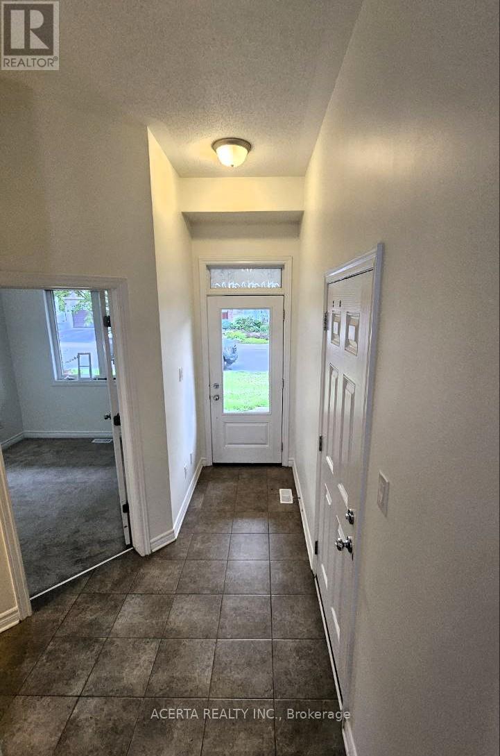 420 Abbeydale Circle, Ottawa, Ontario  K2K 0E8 - Photo 2 - X14109136