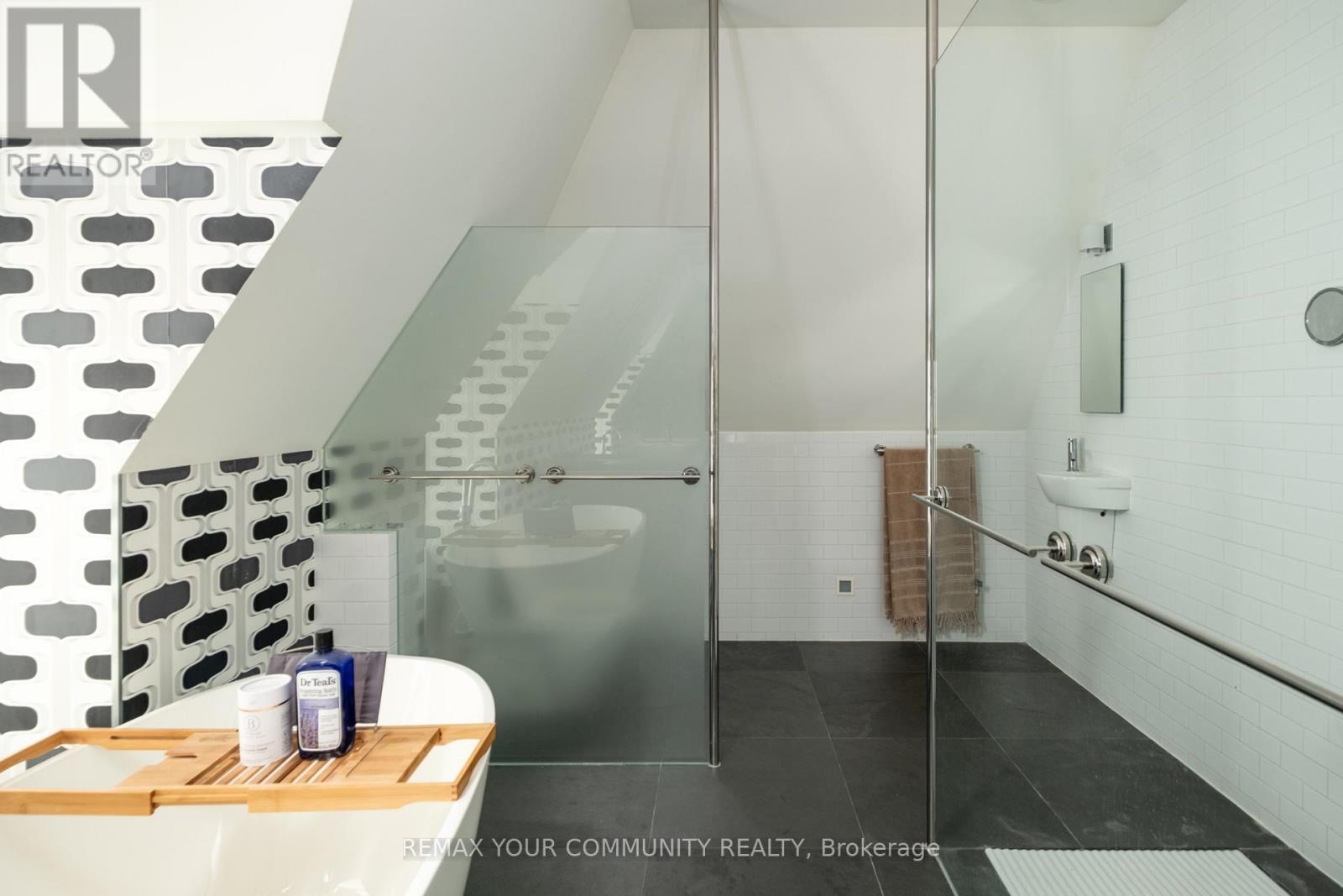 50 Stewart Street, Toronto, Ontario  M5V 1H6 - Photo 28 - C14109126