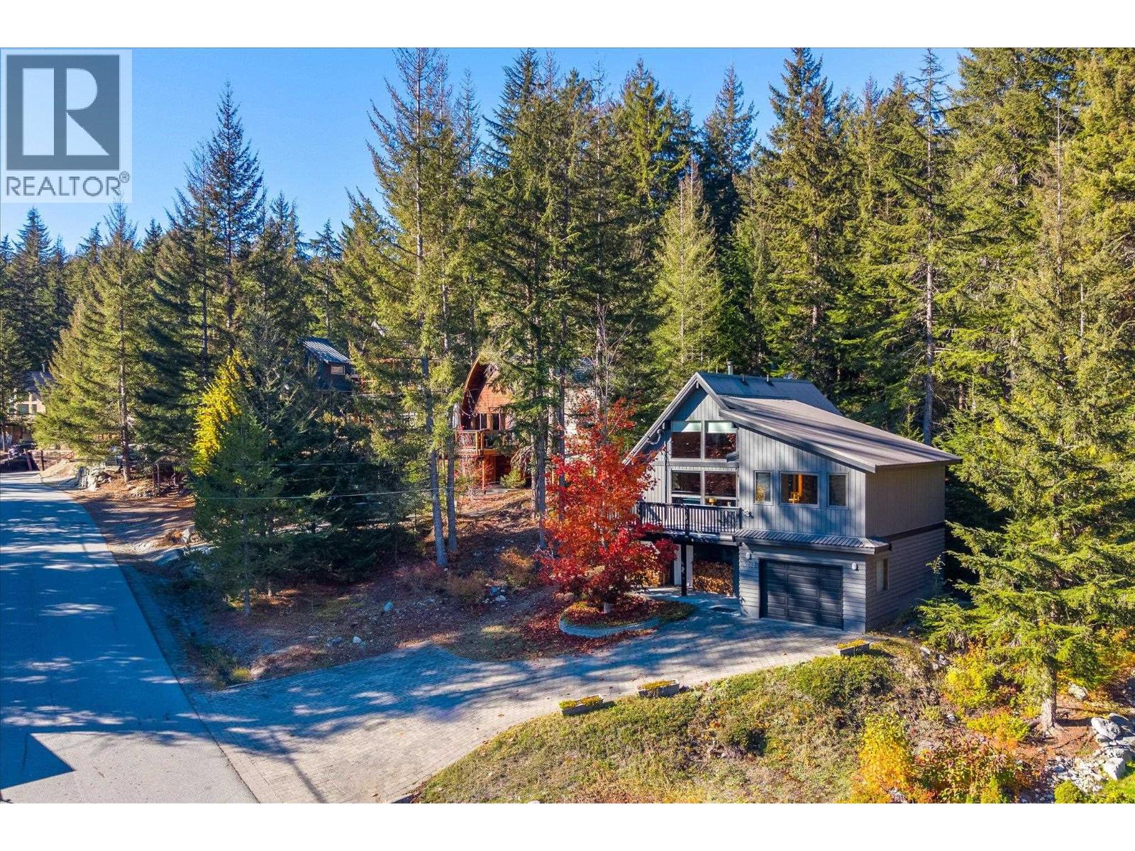 9282 Emerald Drive, Whistler, British Columbia  V8E 0G5 - Photo 3 - R3177932